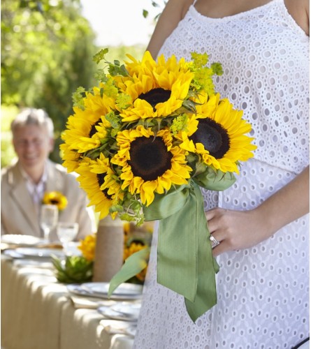 Free Spirit Wedding Bouquet *PLEASE CALL TO ORDER*