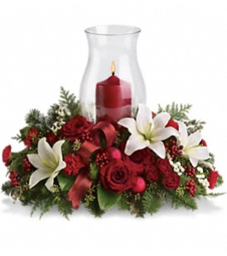 Teleflora's Holiday Glow Centerpiece