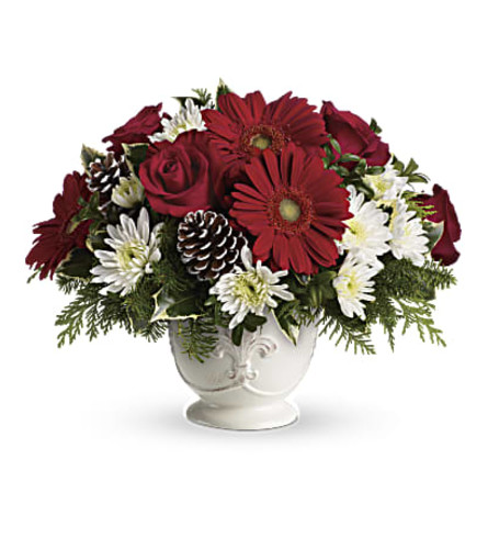 The Teleflora Simply Merry Centerpiece