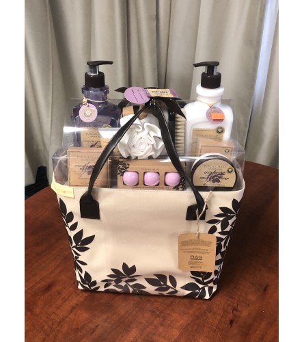 Tuscan Hill Bath Bag Gift Set