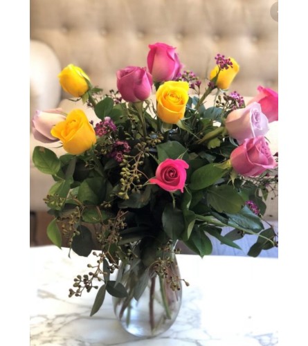 1 Dozen Mixed Roses