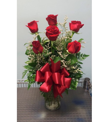 6 Premium Roses