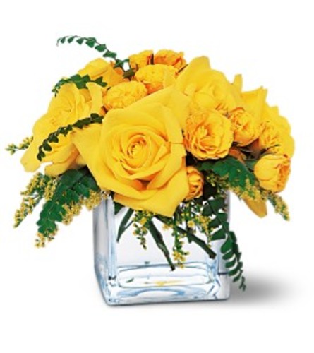 Teleflora Yellow Rose Cube