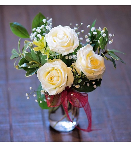 Short Stemmed White Roses