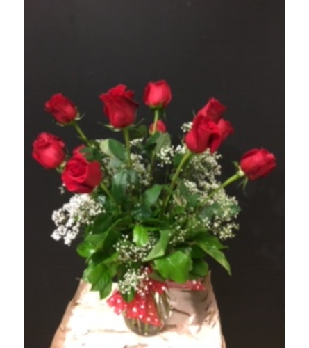 long-stem dozen classic red roses