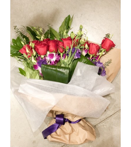 Dozen Rose Bundle