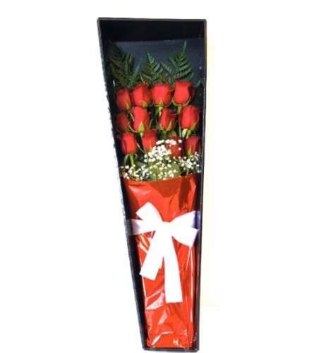 12 Long Stem Roses in a Premium Box