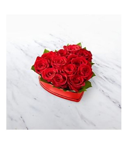 LOVELY RED ROSE HEART BOX FTD