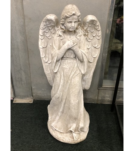 Angel Statue - Hands over Heart. An arrangement by Thompson's Full Bloom.