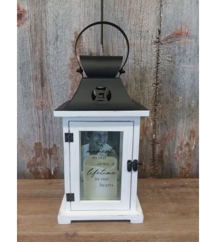 Lantern 'A Moment'