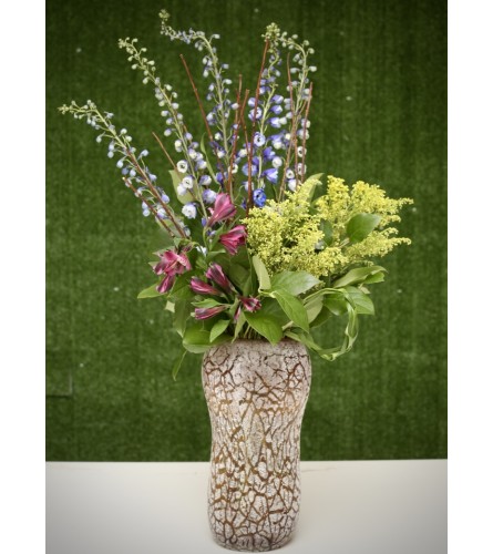 Modern Elegance Floral Arrangement