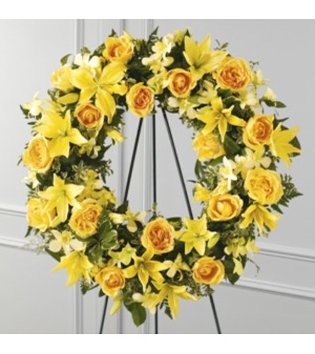 Ring of Friendship Standing Wreath