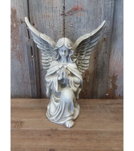Angel Kneeling