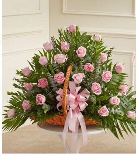 FIRESIDE BASKET PINK ROSES