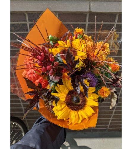 Designer Autumn Harvest Handtied Bundle