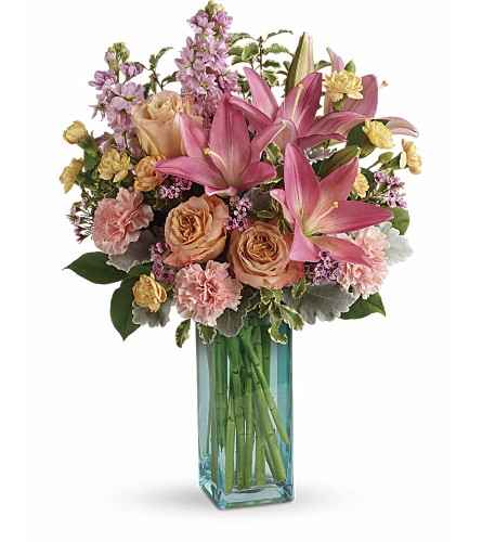 Teleflora's Pretty And Posh Bouquet