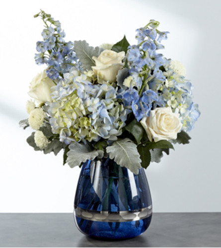 Faithful Guardian Bouquet FTD - Standard. An arrangement by Floral Fantasy.