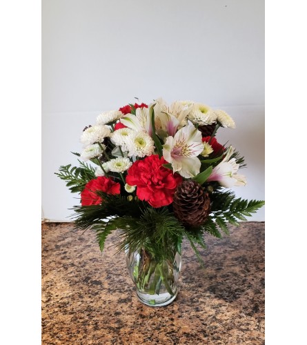Carolynn. An arrangement by Zaisers Florist and Greenhouse.