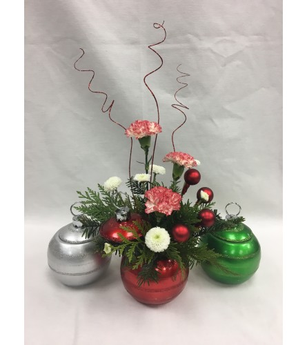 Holiday Ball Arrangement