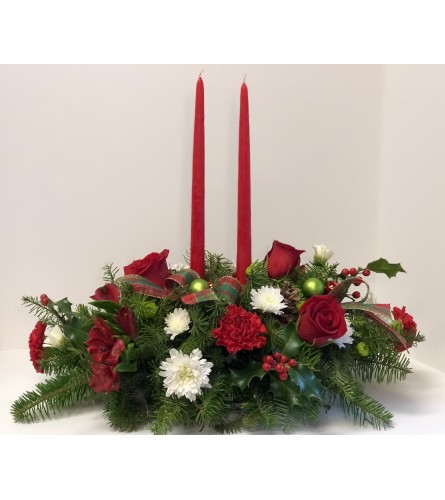 The Warmth of Christmas. An arrangement by Thurston Flowers.