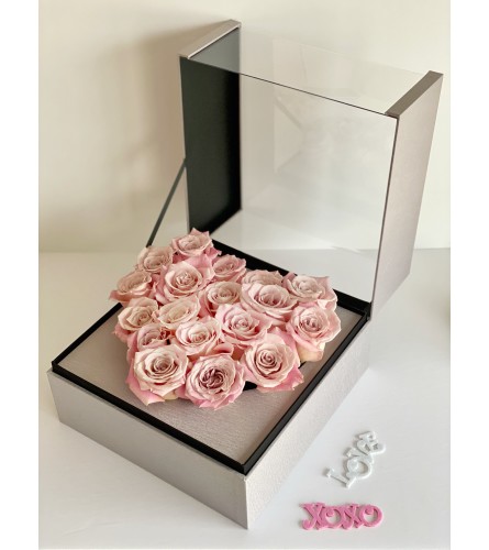 Stunning Pink Roses (red, pink, grey. black boxes)