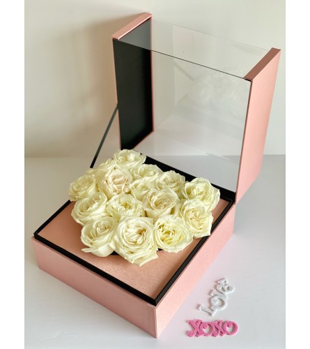 Luxury White roses ( red,pink,grey,black boxes)