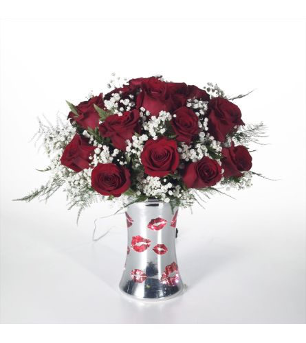Love and Kisses a Glowing. An arrangement by Owen Sound Flowers.