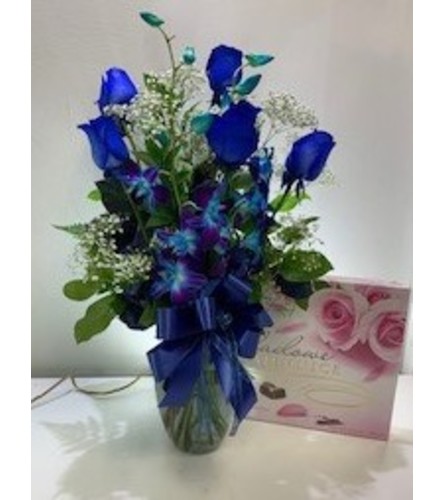 'Blue Without You' Rose Arrangement