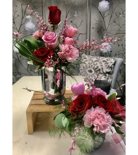 Curbside Pick up Galentine's. An arrangement by Donato's Floral.