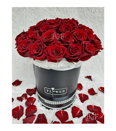 Roses in Couture Black Box