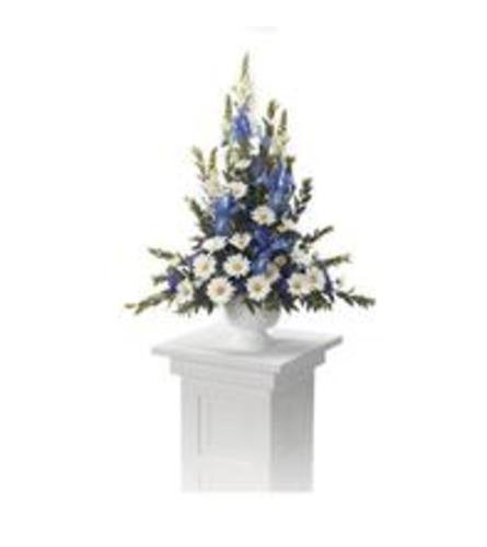 Mountain Meadow Pedestal Arrangement