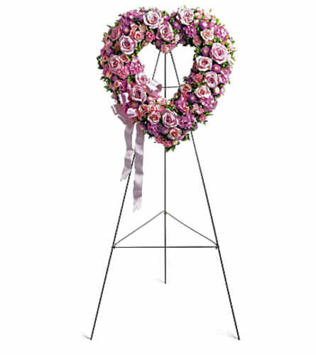 TF Rose Garden Standing Heart Wreath