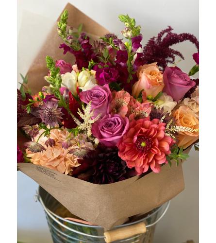 Designer's Choice Bouquet Peach & Mauve mix