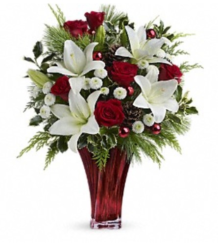 Wondrous Winter Bouquet TF - Deluxe. An arrangement by Belak Flowers.