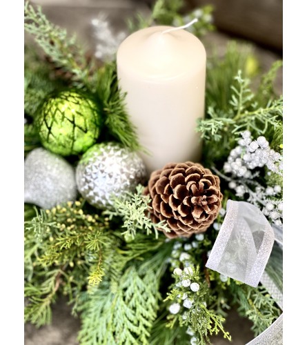 Green Hues Holiday Centerpiece