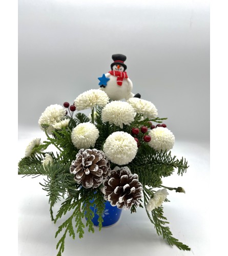 Snowman Kisses. An arrangement by The Village Green Florist.