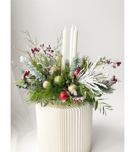 Luxury  Holiday Centerpiece  ( pink with silver, red with gold)