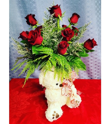 BEAR HUG ROSE BOUQUET