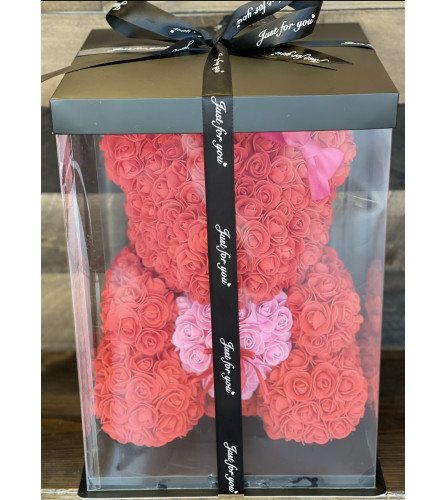 15 Rose Bear - Standard. An arrangement by The Paradise Of Flowers.