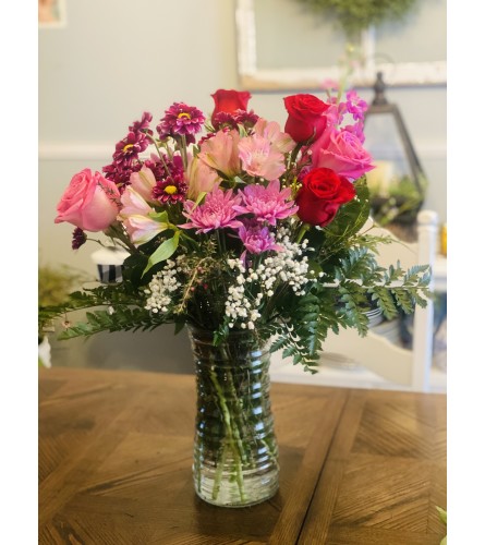 Be My Valentine by Kelly Ann's. An arrangement by Kelly Ann's Floral.