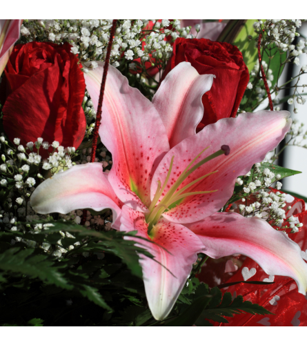 Romantic Lilies and Roses