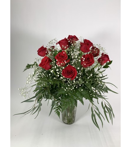 12 classic long stem roses