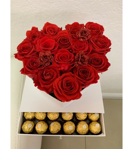 Preserved Mother's Day Heart. An arrangement by Sweet Blossoms.
