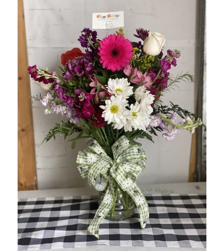 Spring is Near 2. An arrangement by Kelly Ann's Floral.