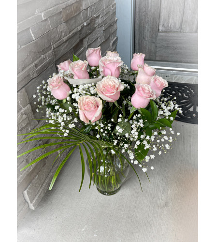 Dozen Light Pink Roses