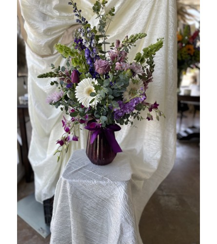 PURPLE MOON 2022. An arrangement by M's Flowers.