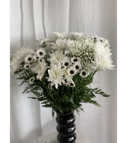 Daisy Chic Bouquet by Floratechnics