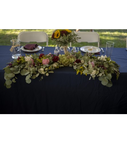 Table centerpiece/Arch swags