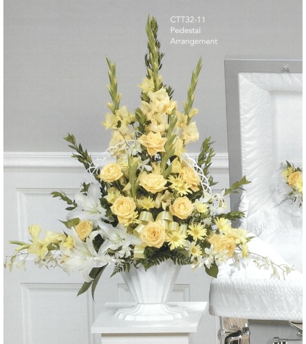 Yellow & White Pedestal Arrangement(Ctt32-11)