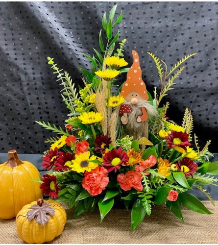 Autumn Gnome Table Arrangement